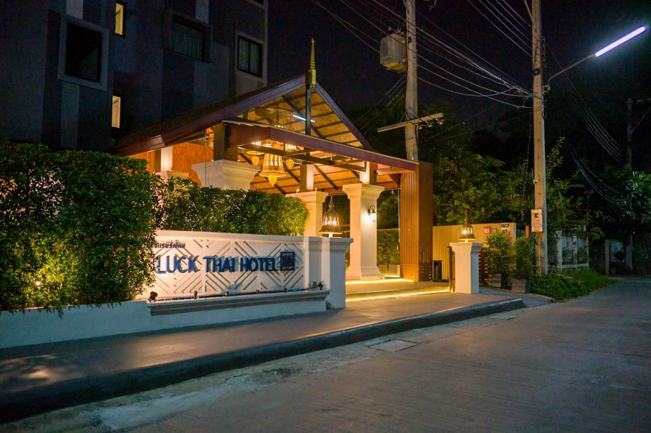 Luck Thai Hotel Csiangmaj Kültér fotó